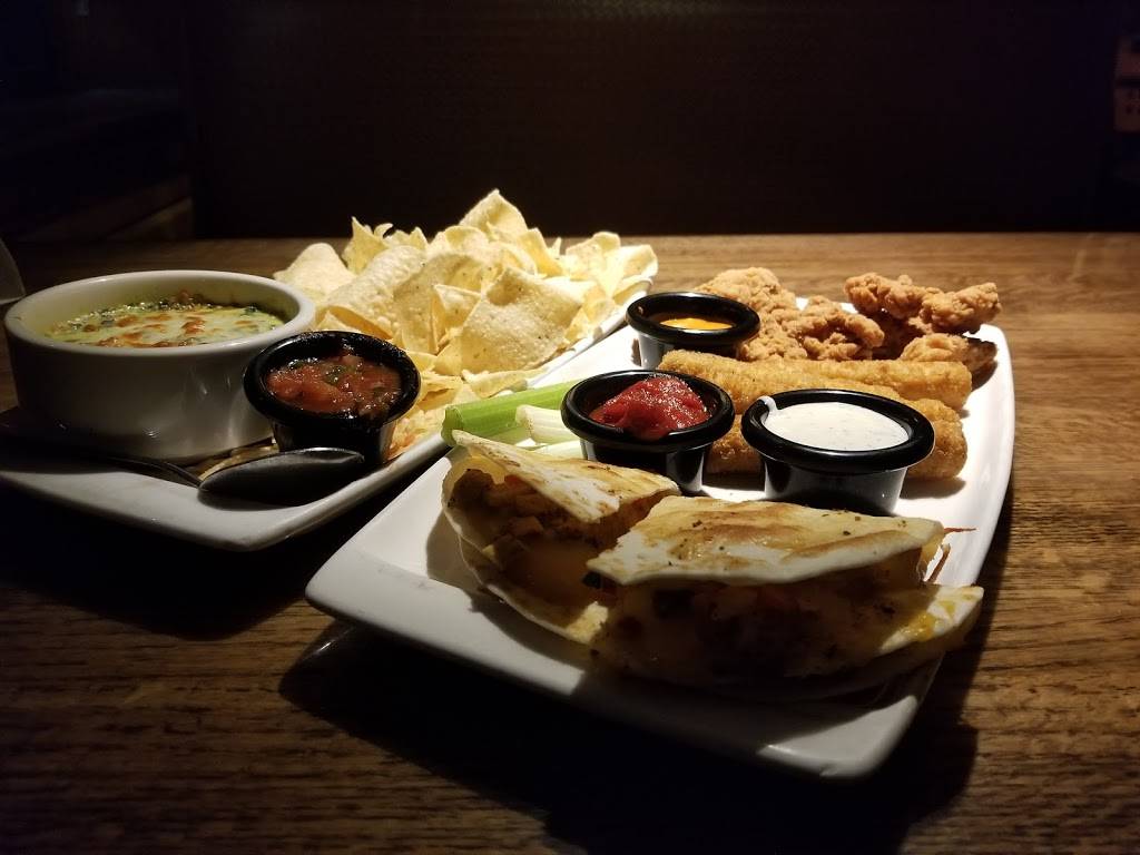 Applebees Grill + Bar | restaurant | 5600 Perkiomen Ave Shelbourne Square Shopping Center, Reading, PA 19606, USA | 6104042700 OR +1 610-404-2700