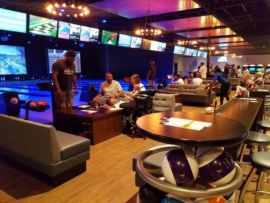 The BLVD | restaurant | 3200 Buck Owens Blvd Ste 300, Bakersfield, CA 93308, USA | 6618734477 OR +1 661-873-4477