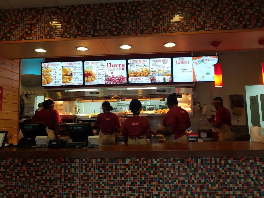 Popeyes Louisiana Kitchen | restaurant | 25 6th St SW, Winter Haven, FL 33880, USA | 8632932388 OR +1 863-293-2388