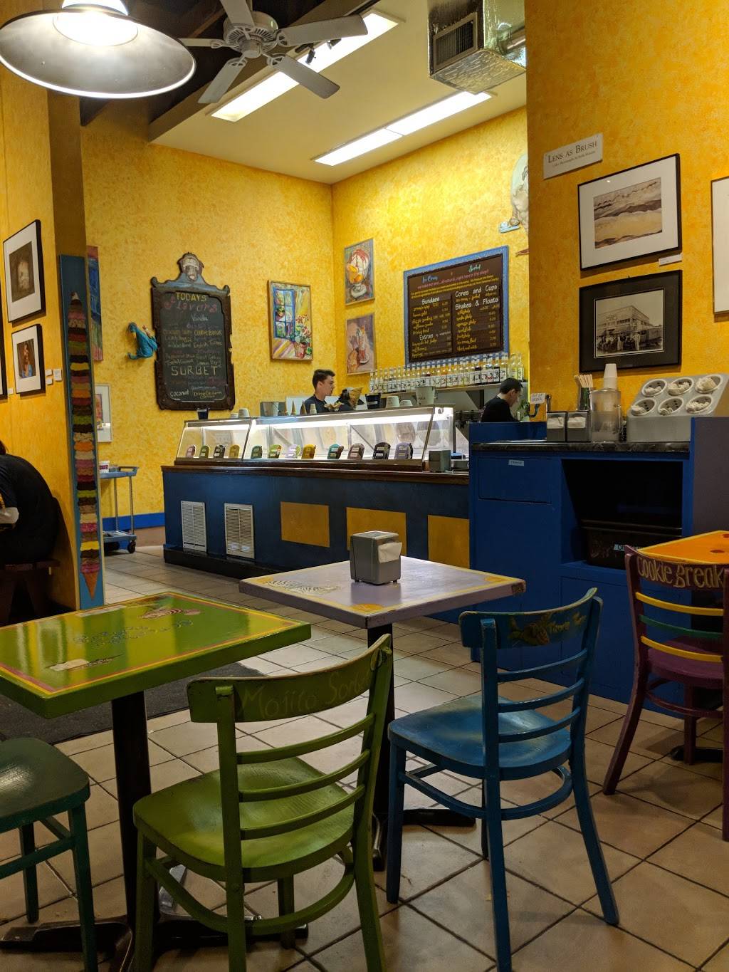 Screamin Mimis Ice Cream | restaurant | 6902 Sebastopol Ave, Sebastopol, CA 95472, USA | 7078235902 OR +1 707-823-5902