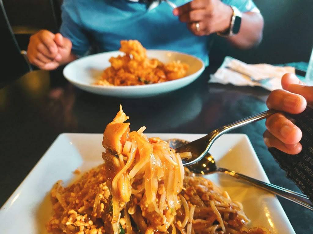 Charm Thai Cuisine | restaurant | 5805 NW 50th St, Oklahoma City, OK 73122, USA | 4057922153 OR +1 405-792-2153