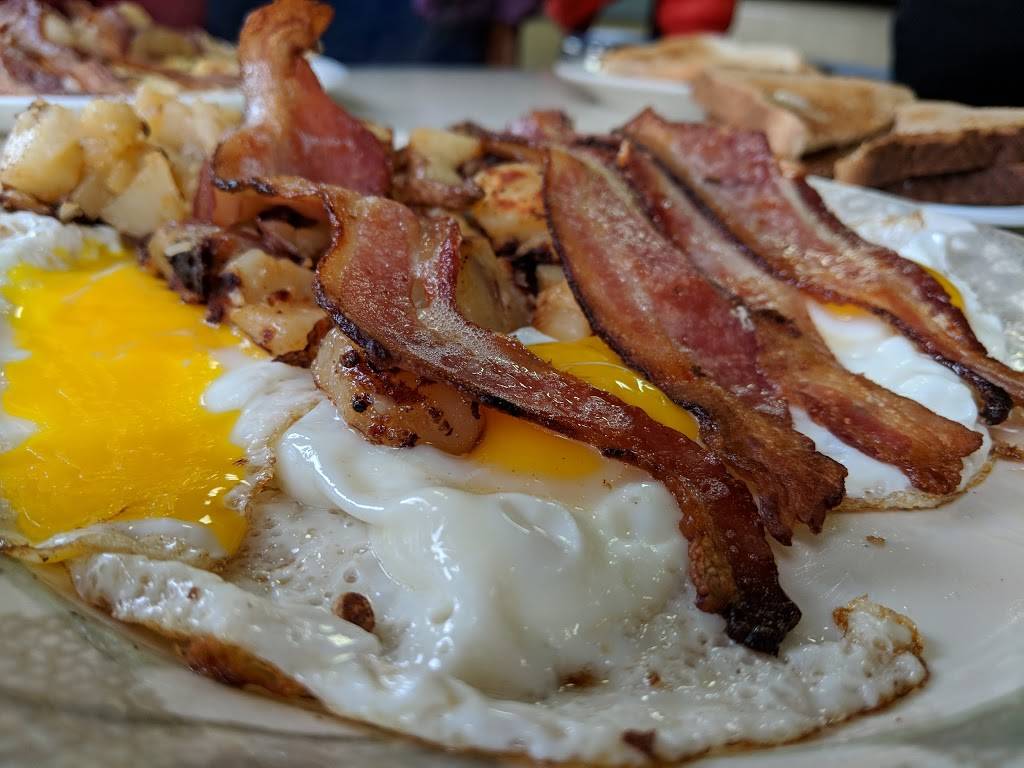 Wilsons | restaurant | 507 Main St, Waltham, MA 02452, USA | 7818990760 OR +1 781-899-0760