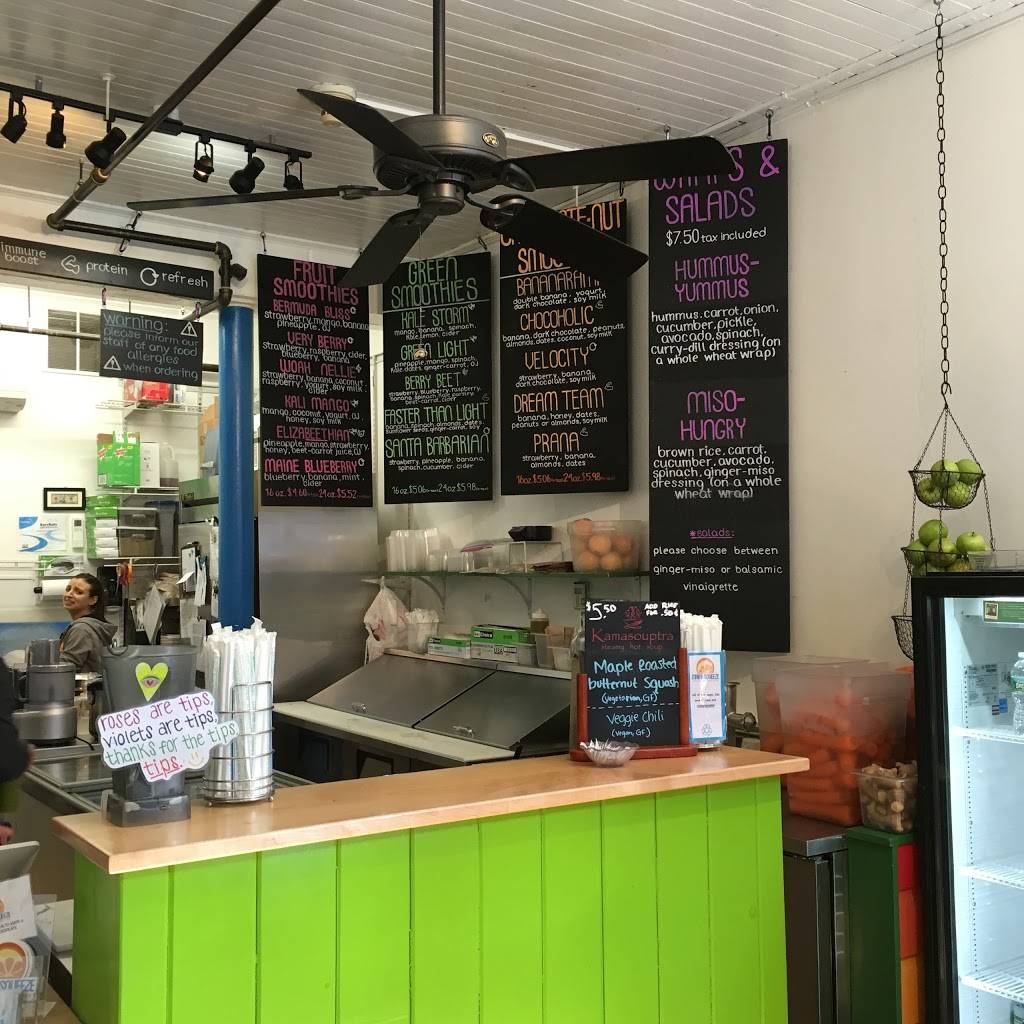 Maine Squeeze Juice Cafe | restaurant | 5 1/2 Moulton St, Portland, ME 04101, USA | 2077737374 OR +1 207-773-7374