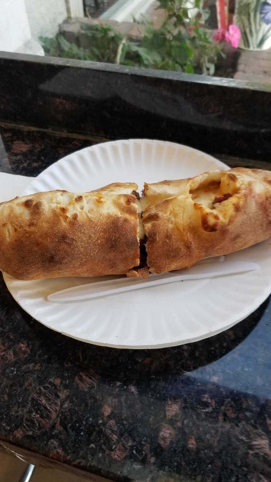 Village Road Pizzeria | restaurant | 4123 Norse Way, Long Beach, CA 90808, USA | 5624200040 OR +1 562-420-0040