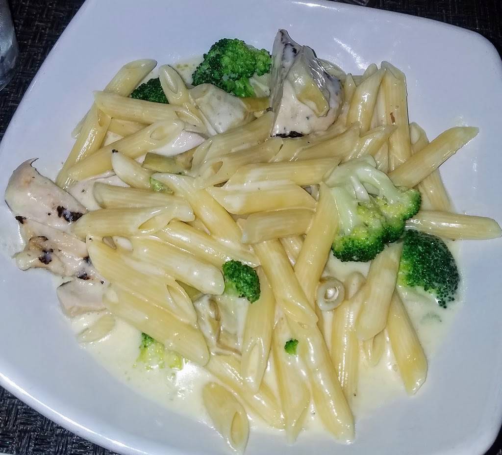 Corleones Ristorante & Bar | restaurant | 5669 Broadview Rd, Cleveland, OH 44134, USA | 2167410220 OR +1 216-741-0220