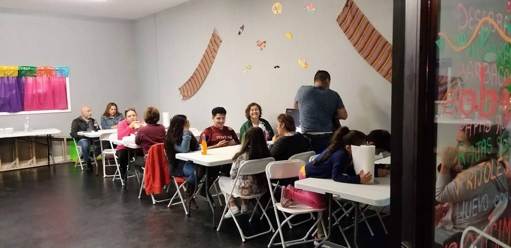 Cinco de Mayo Antojitos Mexicanos Regios | restaurant | 17036 W Little York Rd, Houston, TX 77084, USA | 7133869195 OR +1 713-386-9195