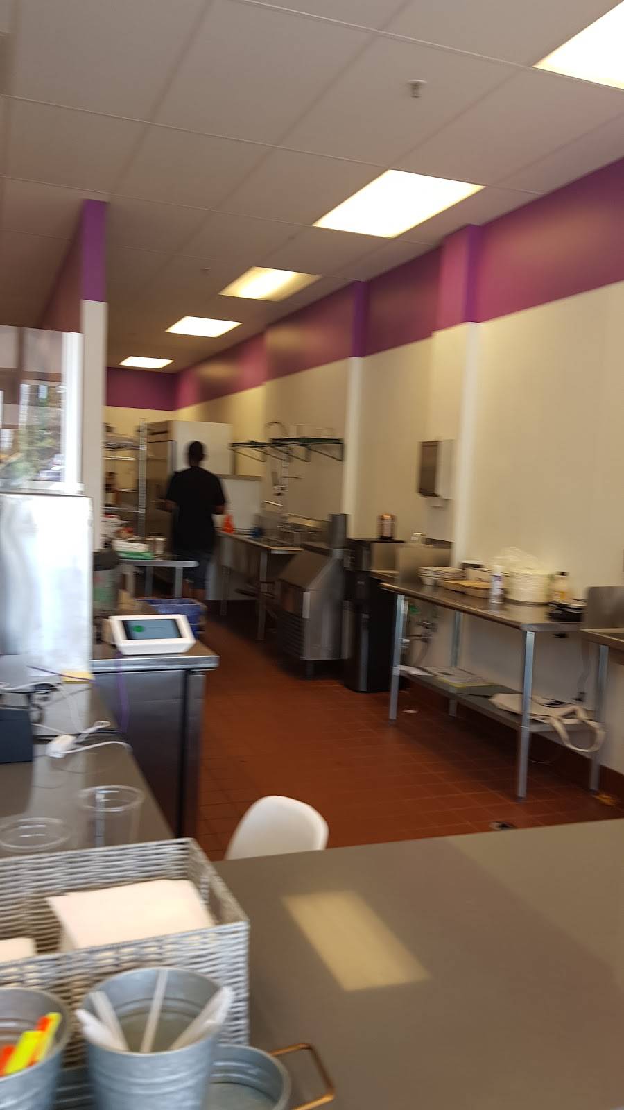 Pure Juice & Smoothie Lounge | restaurant | 3375 Port Chicago Hwy #30, Concord, CA 94520, USA | 9253751376 OR +1 925-375-1376