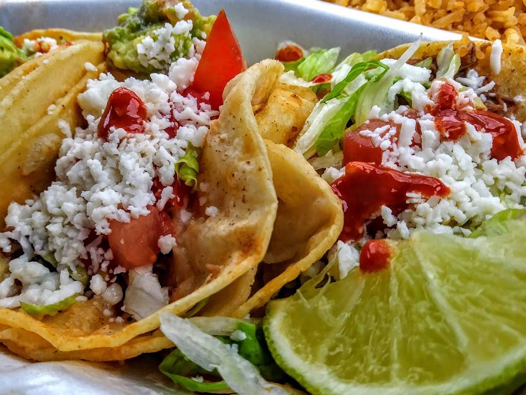 El Oasis | restaurant | 2501 E Michigan Ave, Lansing, MI 48912, USA | 5176487693 OR +1 517-648-7693