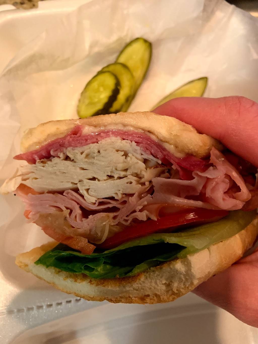 Chioccas | restaurant | 425 N Belmont Ave, Richmond, VA 23221, USA | 8043553228 OR +1 804-355-3228