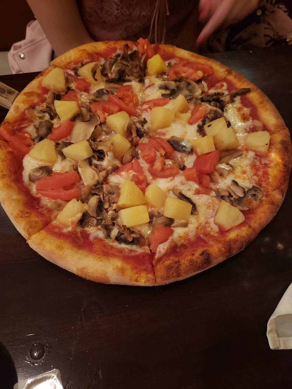 Bella Napoli | restaurant | 350 Mountain Rd, Pasadena, MD 21122, USA | 4102559400 OR +1 410-255-9400