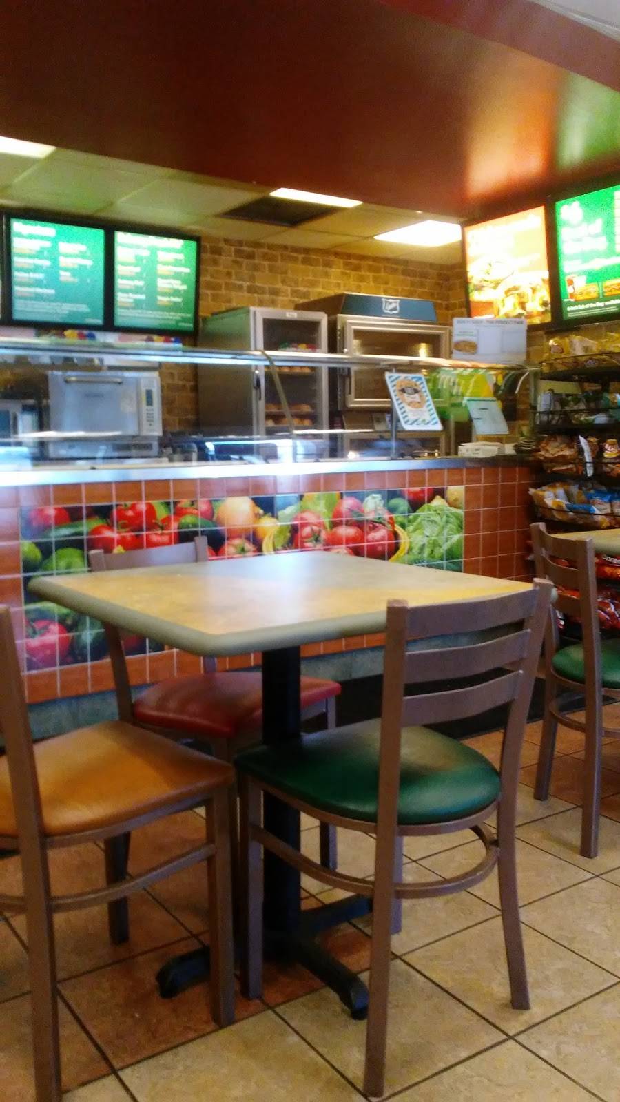 Subway | meal takeaway | 6610 S Tucson Blvd, Tucson, AZ 85756, USA | 5208073026 OR +1 520-807-3026