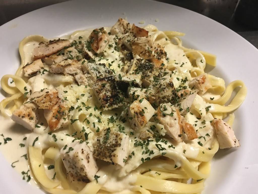 Sardinas Italian Bistro | restaurant | 7499 Longley Ln, Reno, NV 89511, USA | 7758280105 OR +1 775-828-0105