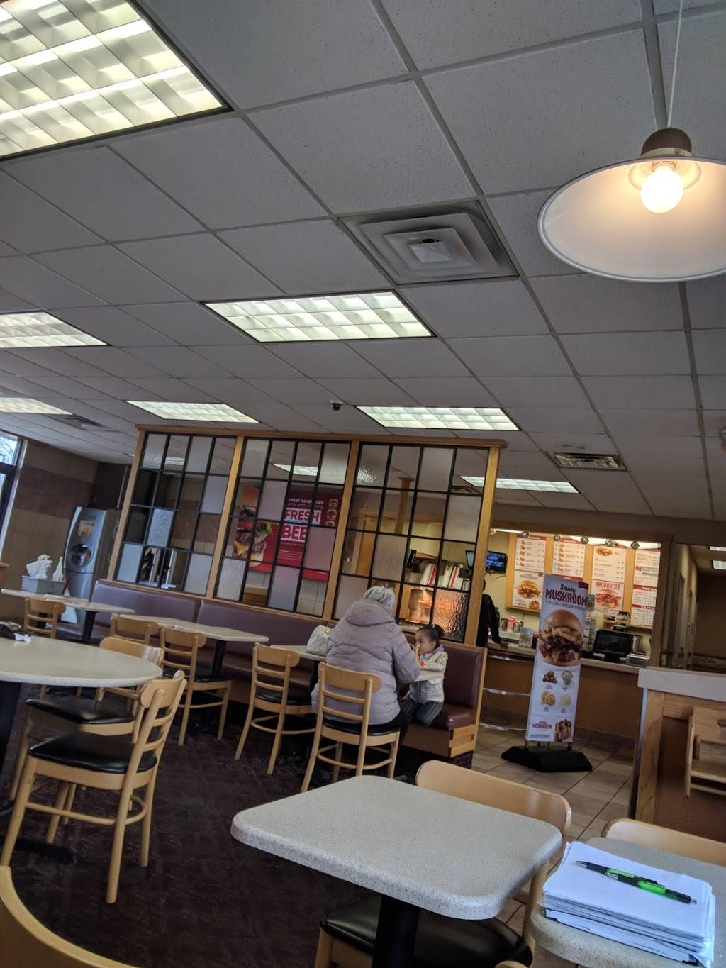 Wendys | restaurant | 3747 E Broad St, Whitehall, OH 43213, USA | 6142377208 OR +1 614-237-7208