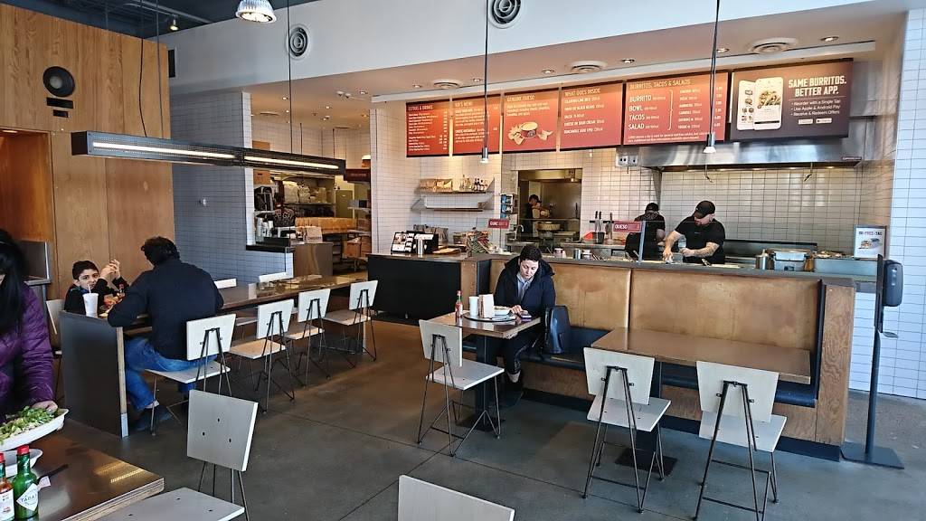 Chipotle Mexican Grill | restaurant | 40 N La Grange Rd, La Grange, IL 60525, USA | 7085889630 OR +1 708-588-9630