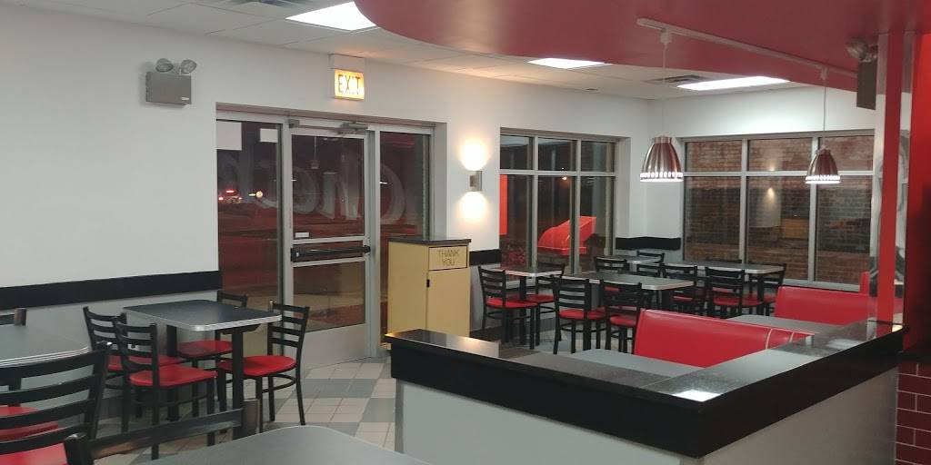 Checkers | restaurant | 107 E 95th St, Chicago, IL 60619, USA | 7739416444 OR +1 773-941-6444