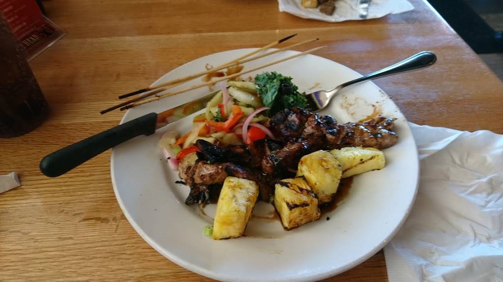 Prime Time Restaurant & Sports Bar | restaurant | 4450 Pacific Ave, Forest Grove, OR 97116, USA | 5033573684 OR +1 503-357-3684