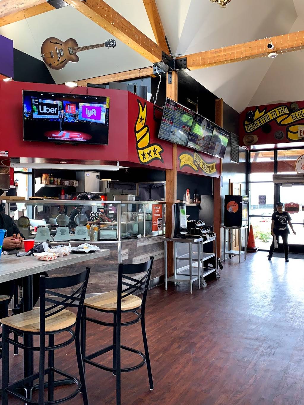 The Forum Blues Cafe | restaurant | 261 S Palm Ave, Rialto, CA 92376, USA | 9095627542 OR +1 909-562-7542