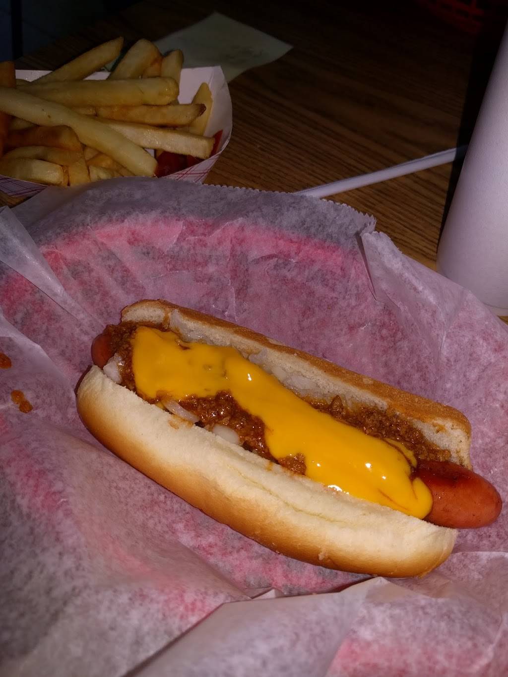 Rays Dog House | restaurant | 6239 Portsmouth Blvd, Portsmouth, VA 23701, USA | 7574881200 OR +1 757-488-1200