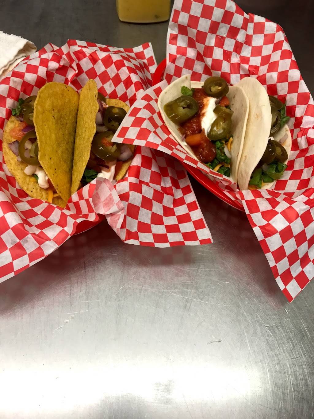 Olde Well Tavern | restaurant | 404 National Blvd, Lexington, NC 27292, USA | 3368432097 OR +1 336-843-2097