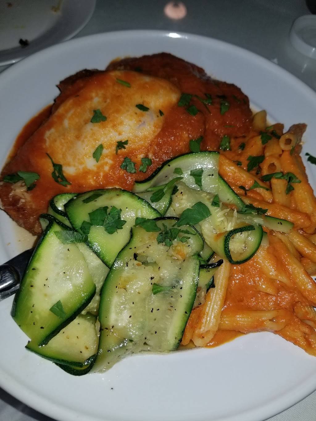 Villa Napoli Restaurant | restaurant | 1102 Geer Rd, Turlock, CA 95380, USA | 2096671800 OR +1 209-667-1800