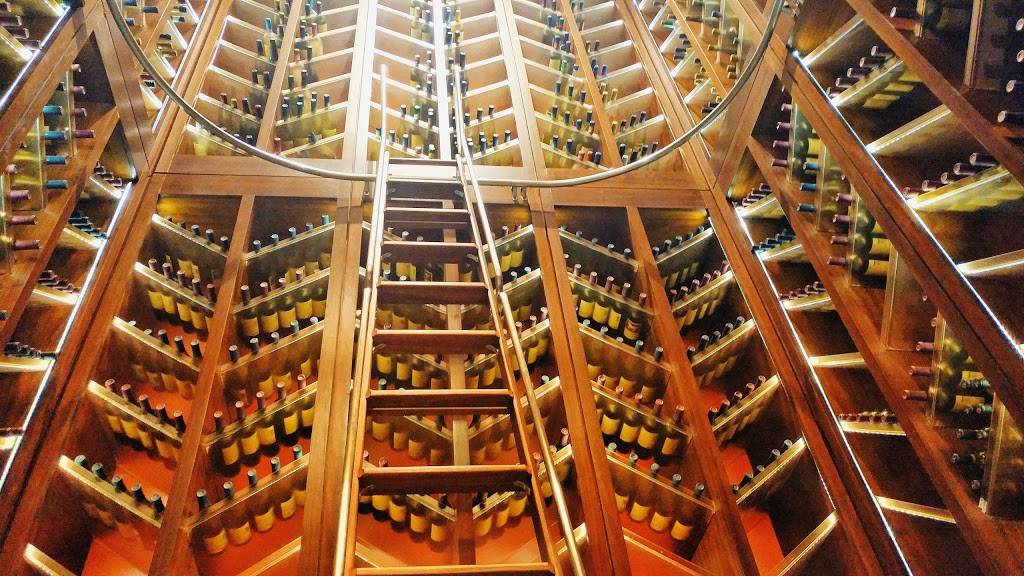 FIRE Steakhouse at Wind Creek Wetumpka | restaurant | 100 River Oaks Dr, Wetumpka, AL 36092, USA | 8669463360 OR +1 866-946-3360