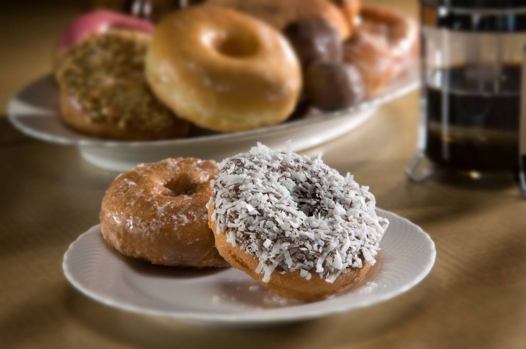 LaMars Donuts and Coffee | bakery | 705 SE Melody Ln G, Lees Summit, MO 64063, USA | 8165245515 OR +1 816-524-5515