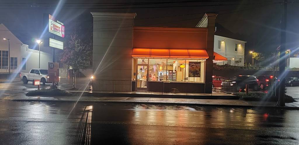 Dunkin | bakery | 701 S Kings Dr, Charlotte, NC 28204, USA | 7043312940 OR +1 704-331-2940