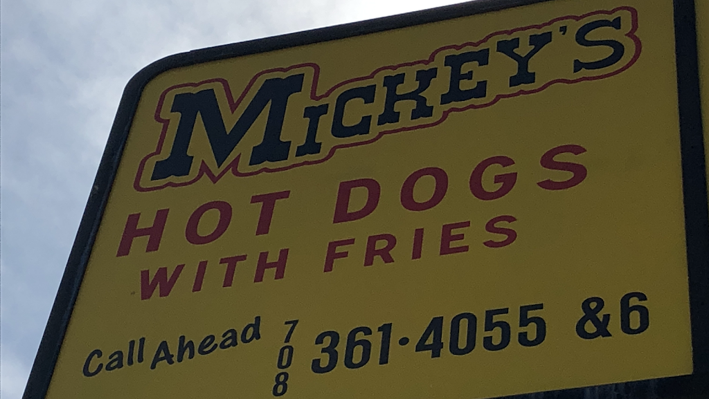 Mickeys Hot Dogs | restaurant | 6800 W 111th St, Worth, IL 60482, USA | 7083614055 OR +1 708-361-4055