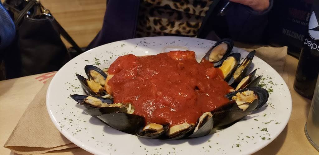 Hook & Reel Cajun Seafood and Bar | restaurant | 539 Lincoln St, Worcester, MA 01605, USA | 5088542999 OR +1 508-854-2999