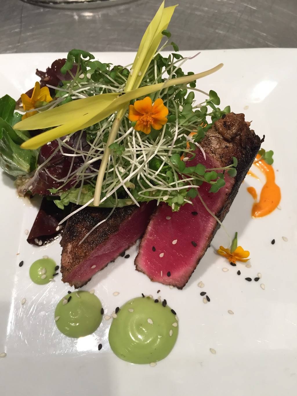 The York | restaurant | 247 W Fayette St, Syracuse, NY 13202, USA | 3157010636 OR +1 315-701-0636