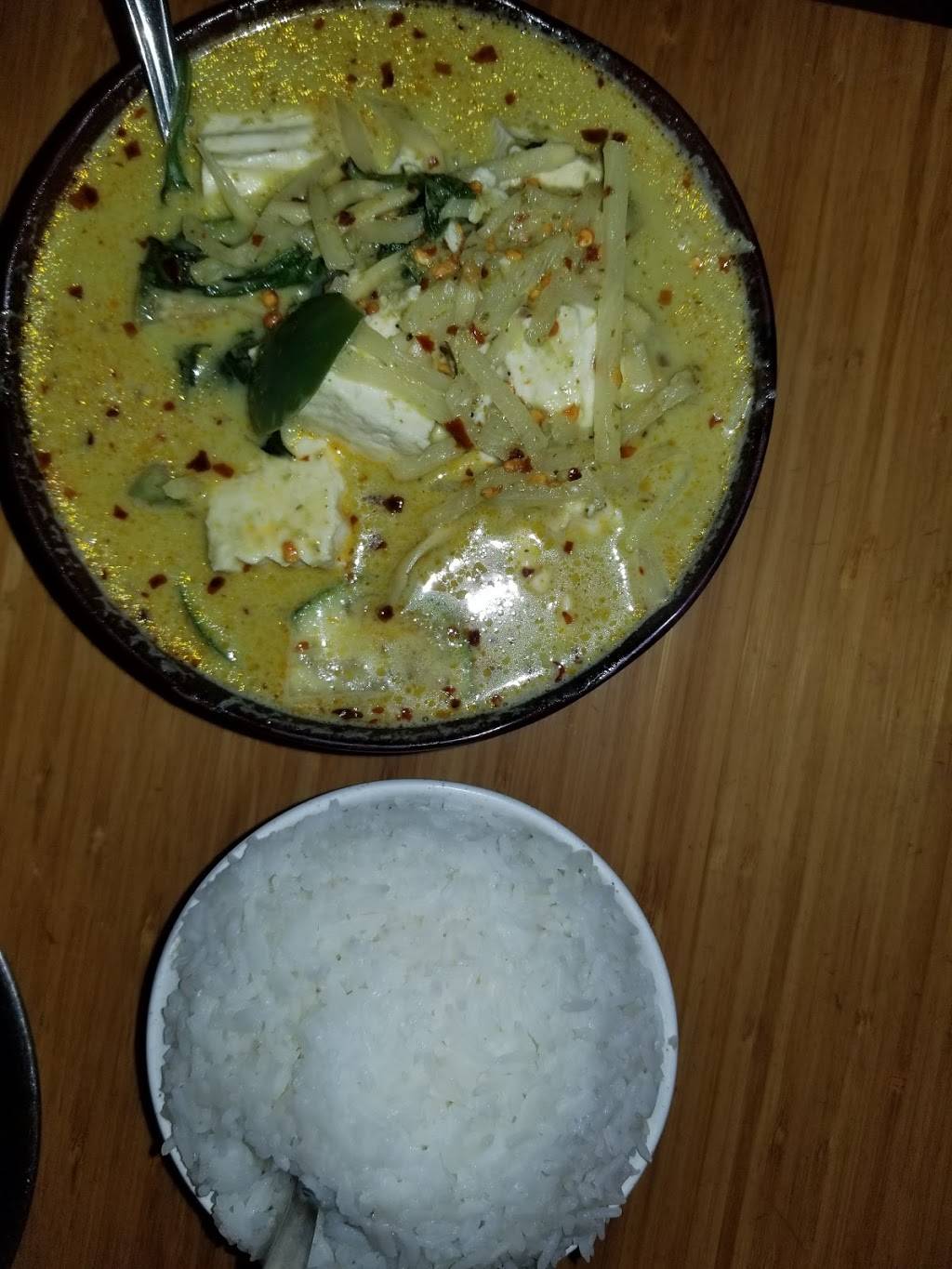 Thai Seasons | restaurant | 5824 NE Sandy Blvd, Portland, OR 97213, USA | 5034328258 OR +1 503-432-8258