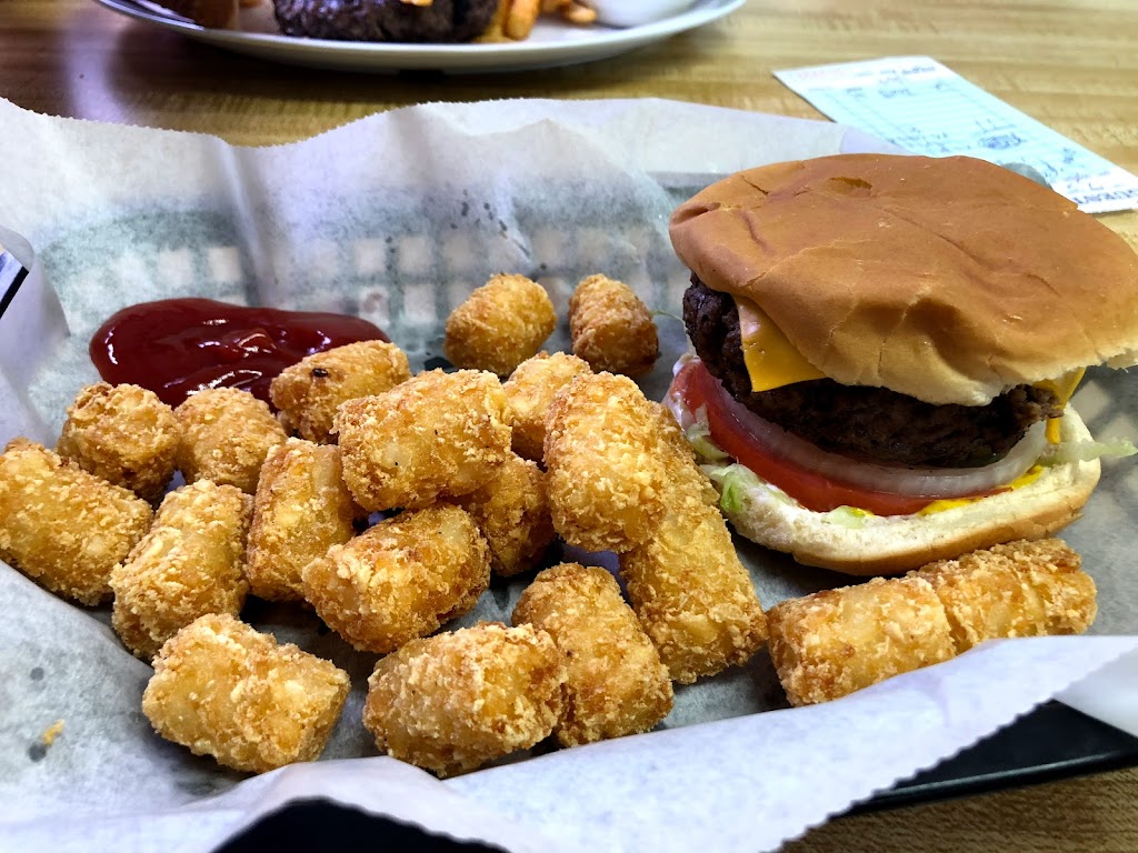 Crisp Springs Market | restaurant | 35 Crisp Springs Rd, McMinnville, TN 37110, USA | 9316683020 OR +1 931-668-3020