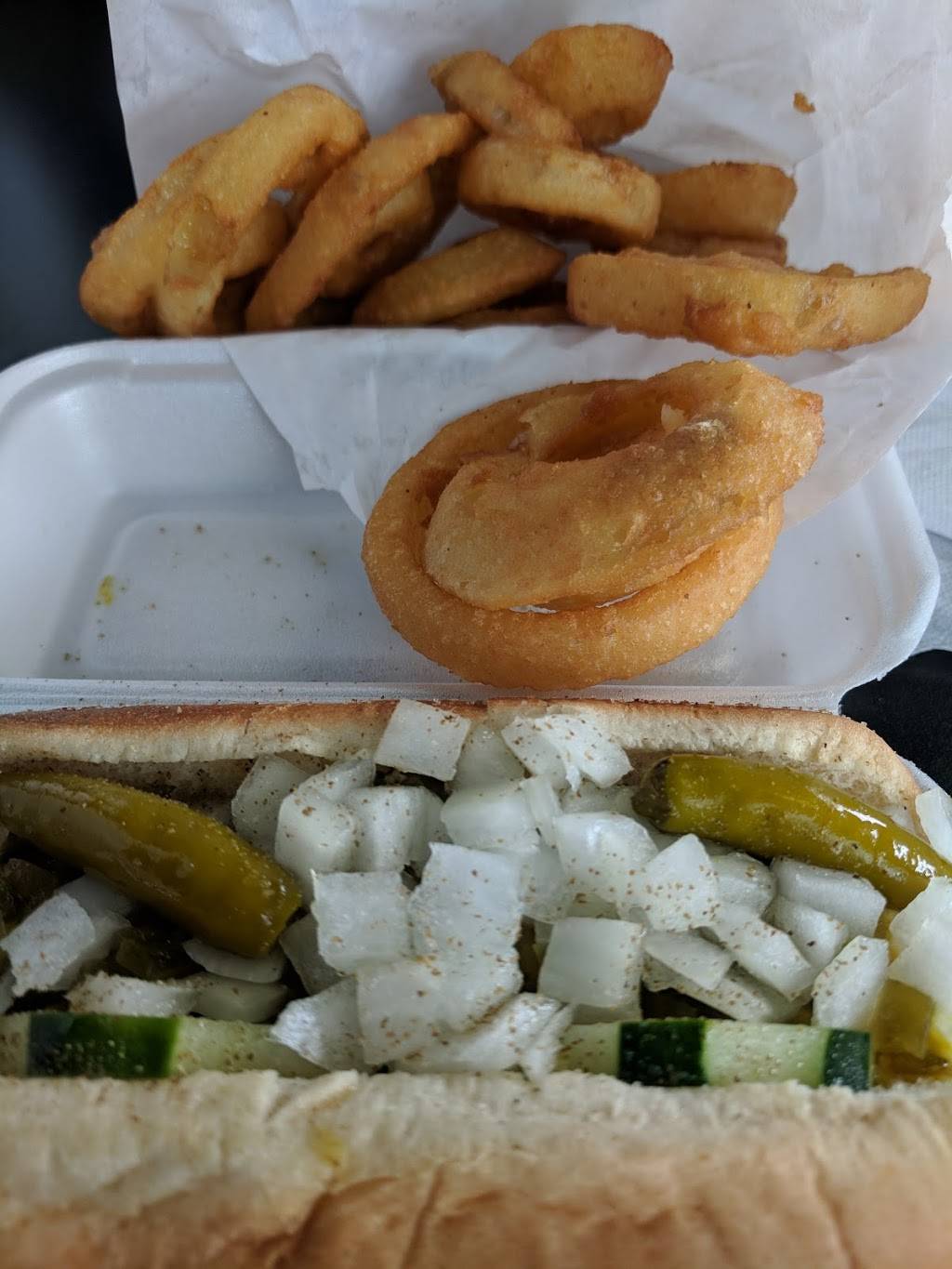 The Lucky Hot Dog | restaurant | 8020 W 171st St, Tinley Park, IL 60477, USA | 7082630130 OR +1 708-263-0130