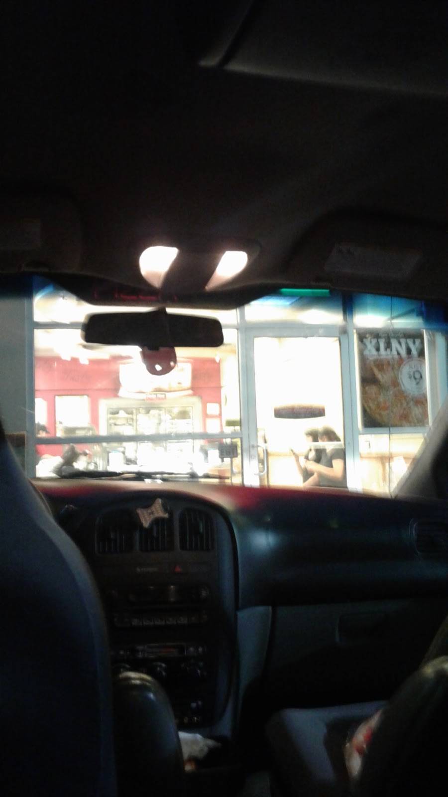 Papa Murphys Take N Bake Pizza | meal takeaway | 1999 Pacific Ave suite c, Woodland, WA 98674, USA | 3602256427 OR +1 360-225-6427