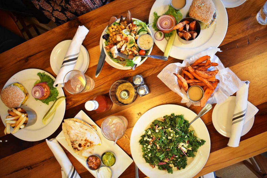 Southside Restaurant | restaurant | 5 Third Ave, Bay Shore, NY 11706, USA | 6316659596 OR +1 631-665-9596