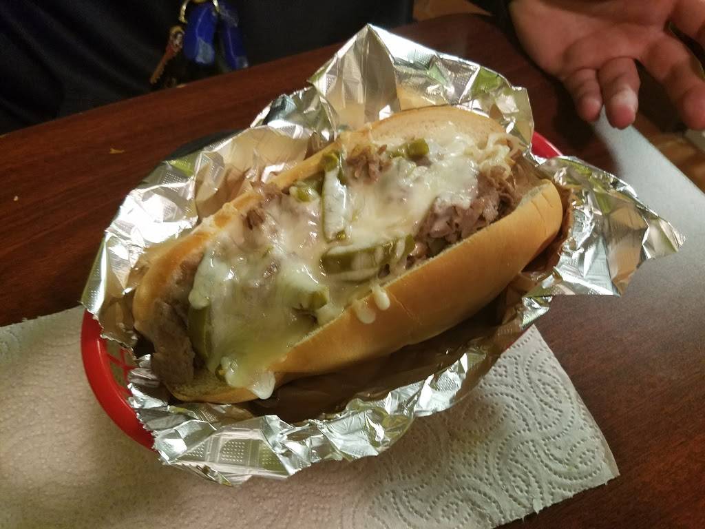 Yummy Dogs | restaurant | 577 Deltona Blvd, Deltona, FL 32725, USA | 3862599729 OR +1 386-259-9729