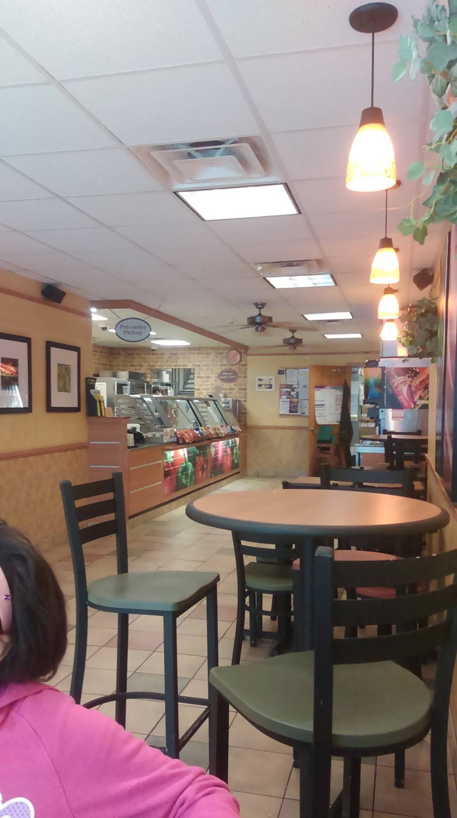 Subway | restaurant | 108 W Lincoln Ave, McDonald, PA 15057, USA | 7244921158 OR +1 724-492-1158