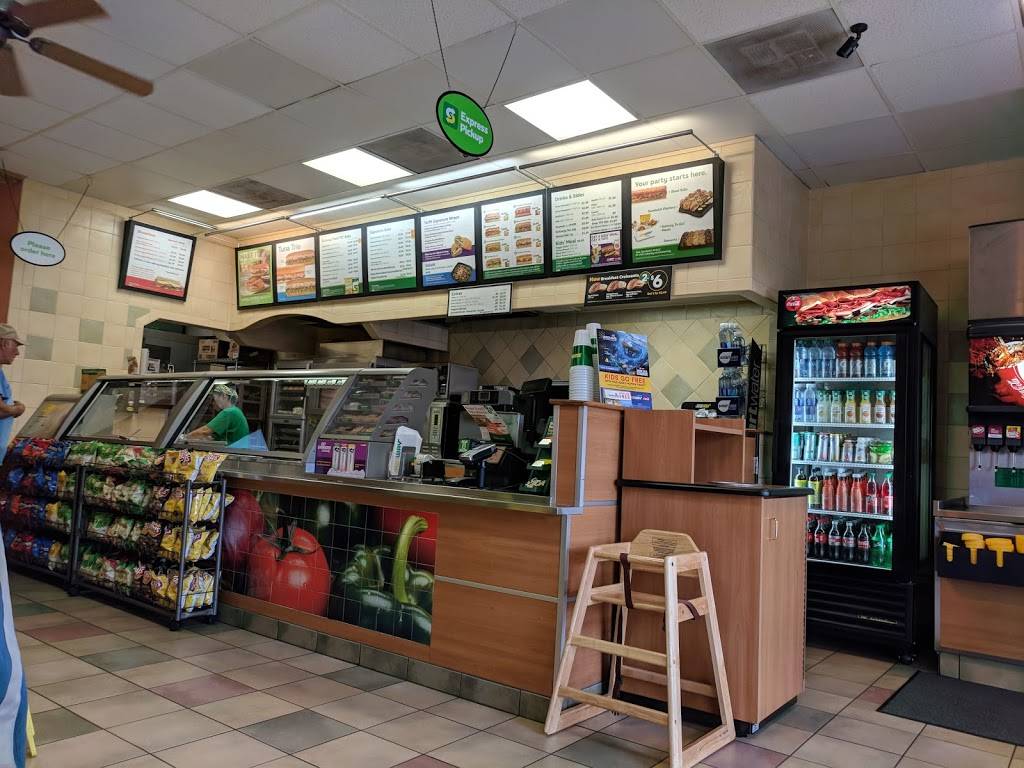 Subway Restaurants | restaurant | 1111 Route 1 #4, Harbor City, CA 90710, USA | 3103251415 OR +1 310-325-1415