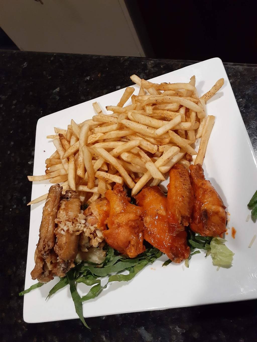 Canopy Mediterranean Grill | restaurant | 10660 Carnegie Ave, Cleveland, OH 44106, USA | 2164562684 OR +1 216-456-2684