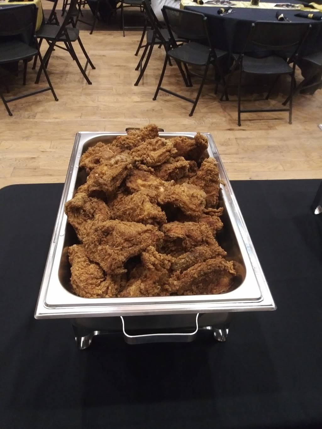 Colos Soul Food & Seafood | restaurant | 2326 Del Paso Blvd, Sacramento, CA 95815, USA | 9165831633 OR +1 916-583-1633