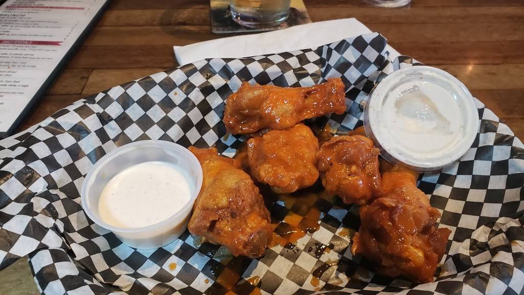 Rocky Top Tavern | restaurant | 4907 Lowell Blvd, Denver, CO 80221, USA | 3034770265 OR +1 303-477-0265