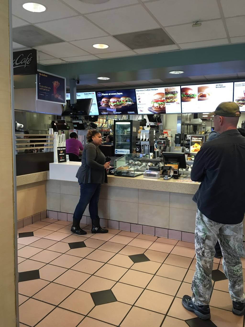 McDonalds | cafe | 4056 Factoria Blvd SE, Bellevue, WA 98006, USA | 4256410464 OR +1 425-641-0464