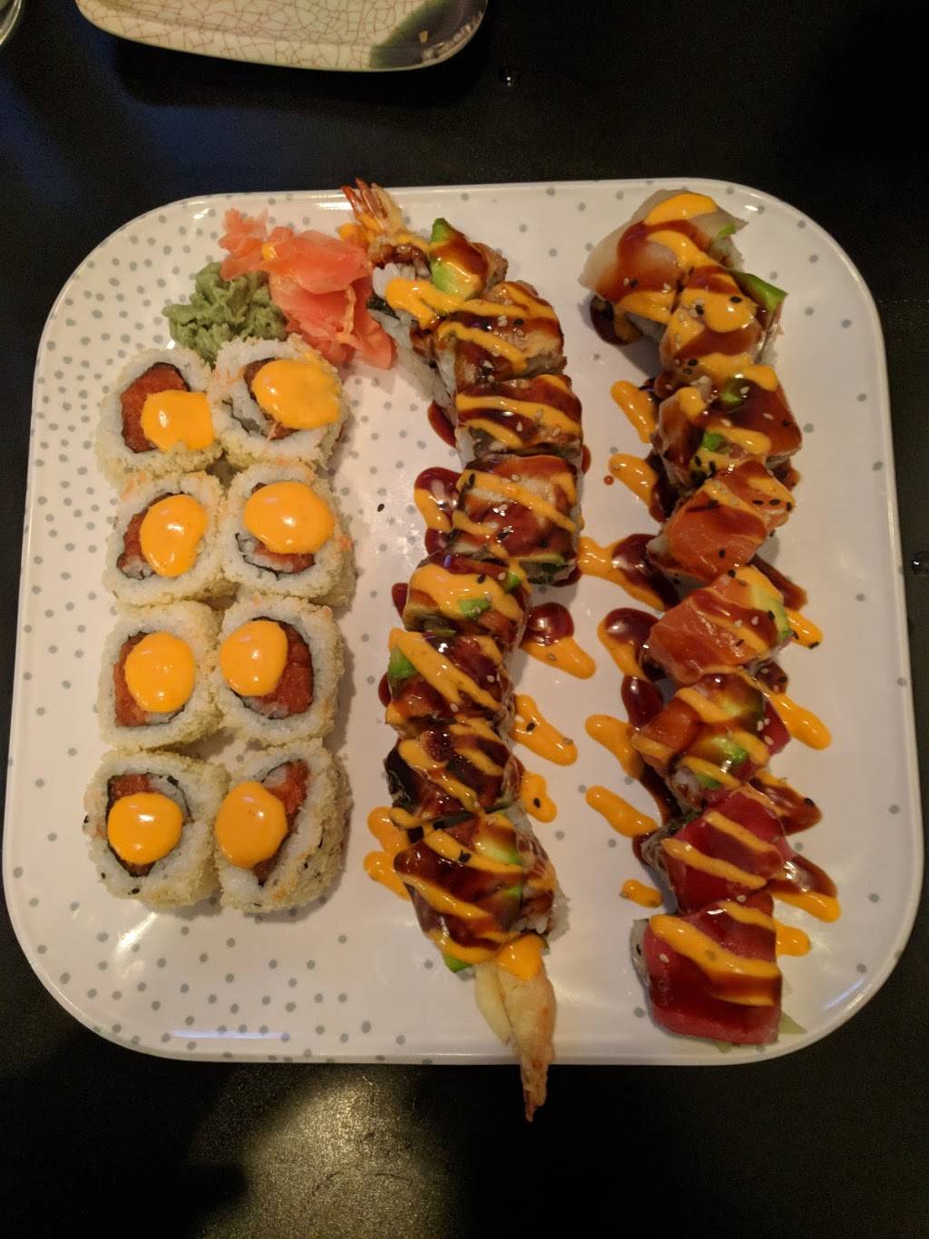 Diva Thai & Sushi Bar | restaurant | 3542 N Halsted St, Chicago, IL 60657, USA | 7738570571 OR +1 773-857-0571