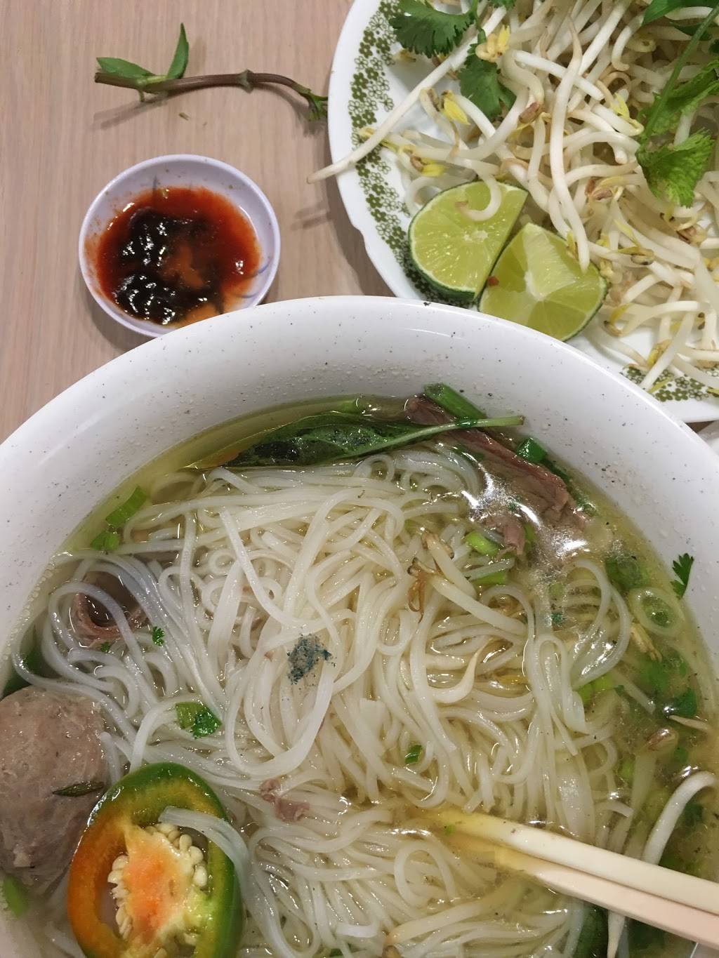 Pho Hop | restaurant | 5022 E Belknap St, Haltom City, TX 76117, USA | 8178340233 OR +1 817-834-0233