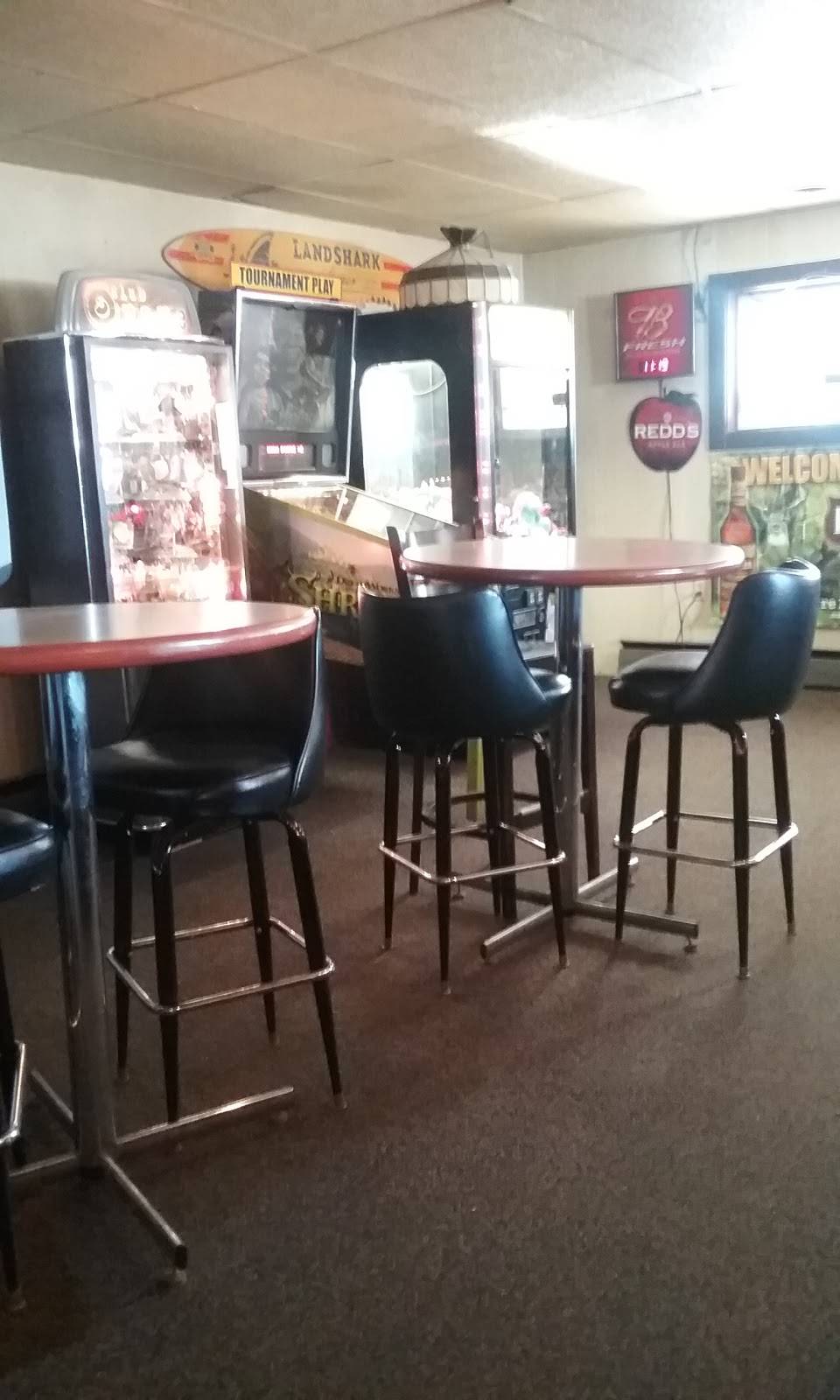 Footbridge Bar & Grill | restaurant | N3850 County C, Kewaunee, WI 54216, USA | 9203880490 OR +1 920-388-0490