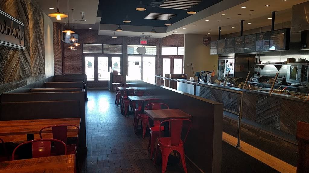 Mucho Burrito Fresh Mexican Grill | restaurant | 1029 Rue du Marché Central, Montréal, QC H4N 1J8, Canada | 5143819393 OR +1 514-381-9393