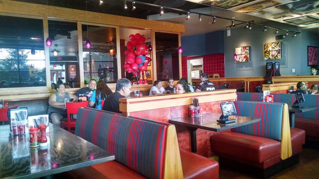 Red Robin Gourmet Burgers and Brews | restaurant | 6750 Rockside Rd, Independence, OH 44131, USA | 2166420881 OR +1 216-642-0881