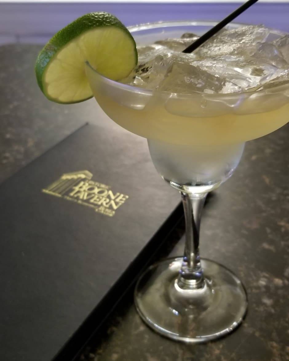 Boone Tavern | restaurant | 100 N Main St, Berea, KY 40403, USA | 8003669358 OR +1 800-366-9358