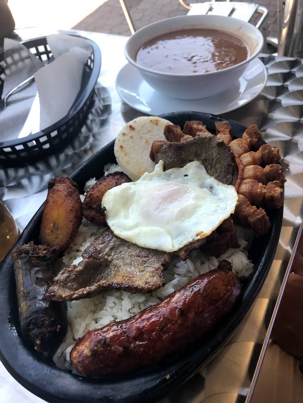 Los Pinchos | restaurant | 1940 Hollywood Blvd, Hollywood, FL 33020, USA | 9549263336 OR +1 954-926-3336