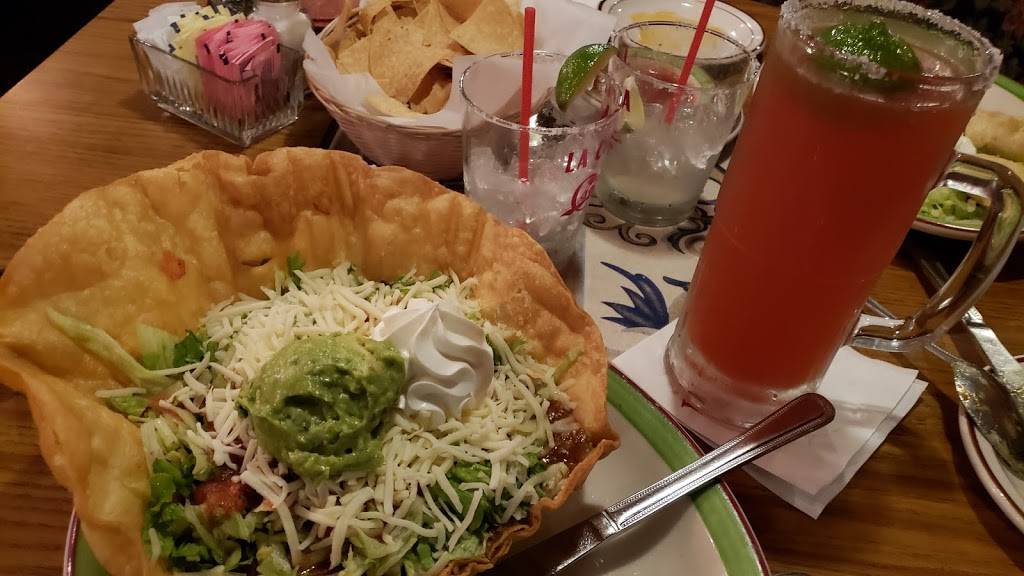 La Cocina Bar & Grill | restaurant | 28022 Seco Canyon Rd, Santa Clarita, CA 91390, USA | 6612974546 OR +1 661-297-4546